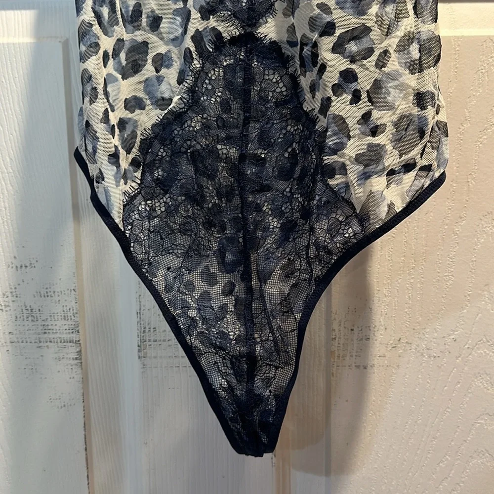 NEW! Victoria's Secret Leopard Mesh V-Wire Halter Teddy Thong Bodysuit S Lace